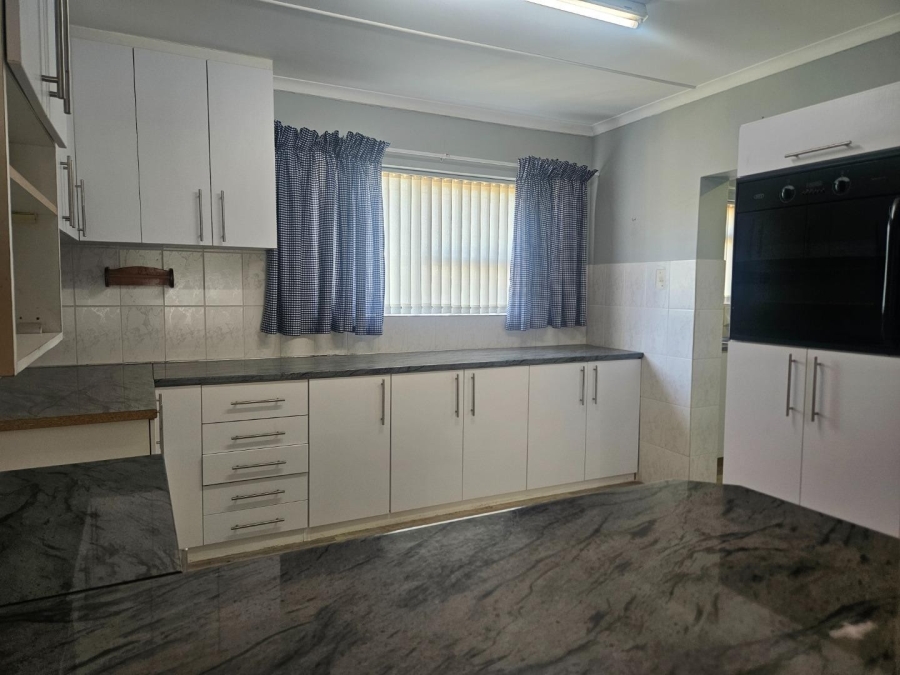 3 Bedroom Property for Sale in Pearly Beach Western Cape